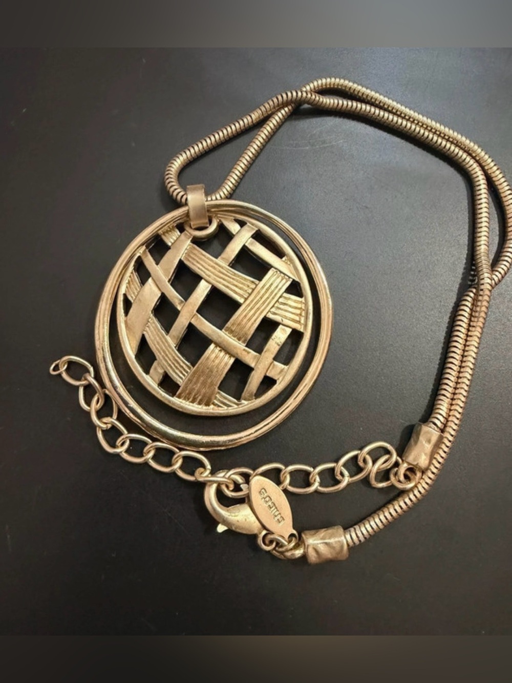 Chico's Matte Gold-Tone Basket Weave
Medallion Pendant Necklace Vintage